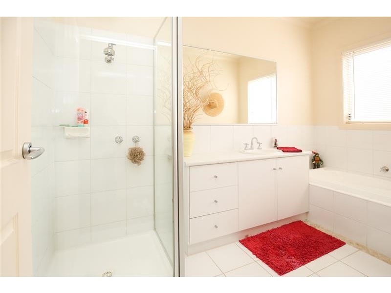 19 Canterbury Drive, Mildura VIC 3500