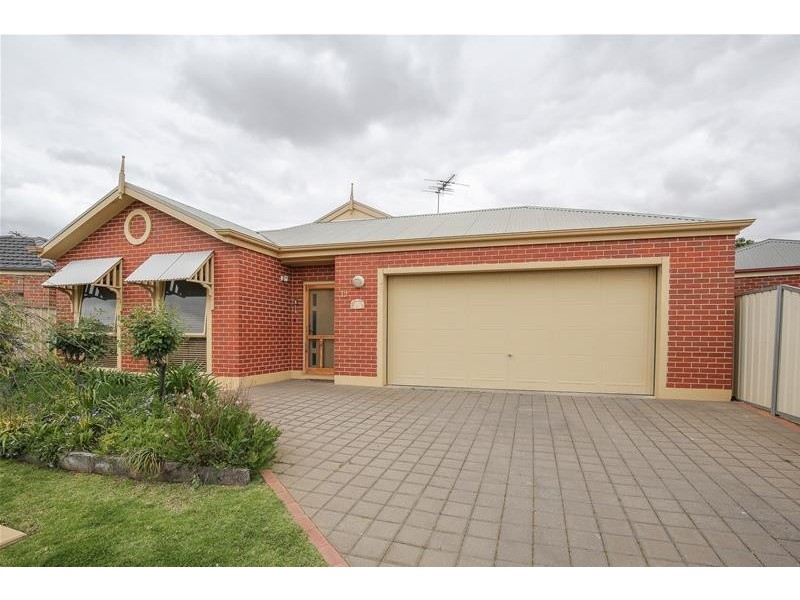 19 Canterbury Drive, Mildura VIC 3500