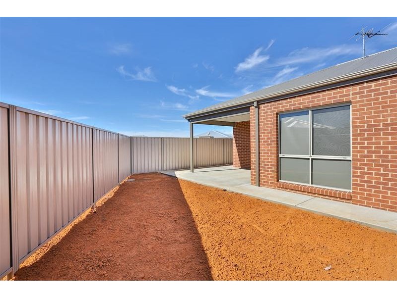 12/1 Betty Krake Drive, Red Cliffs VIC 3496