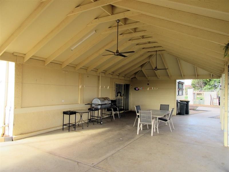 105 McSwains Road, Birdwoodton VIC 3505