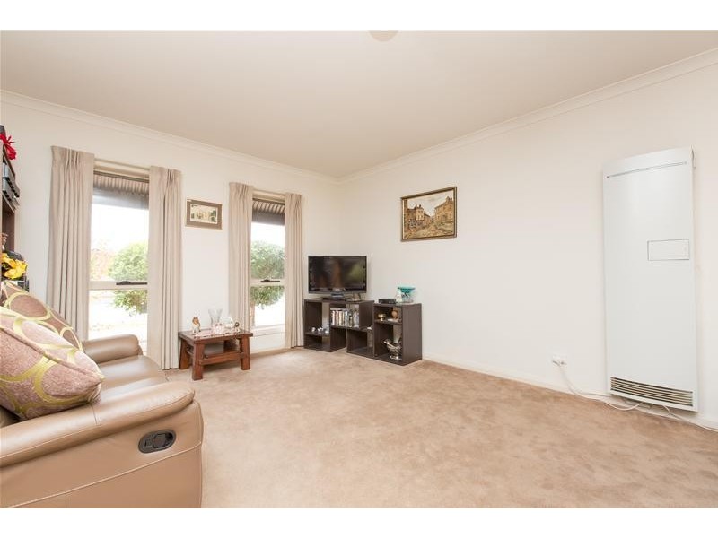 37 Carfora Drive, Mildura VIC 3500