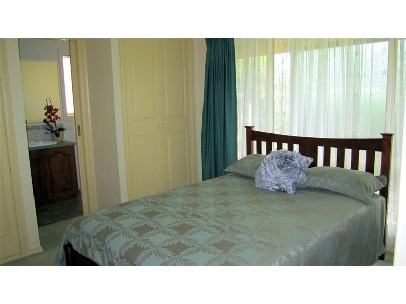 6 Pevensey Grove, Mildura VIC 3500