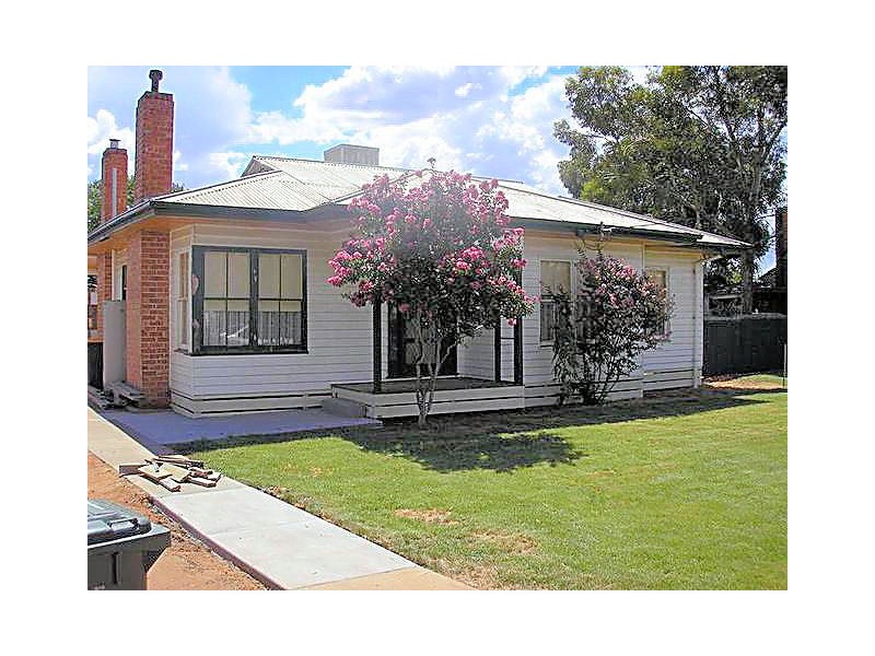 3 Gowrie  Grove, Irymple VIC 3498