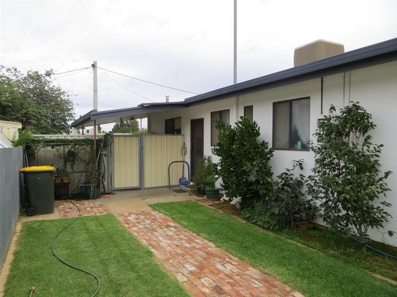 10 John Court, Irymple VIC 3498