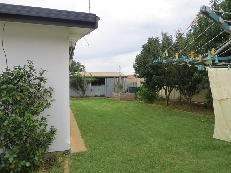 10 John Court, Irymple VIC 3498