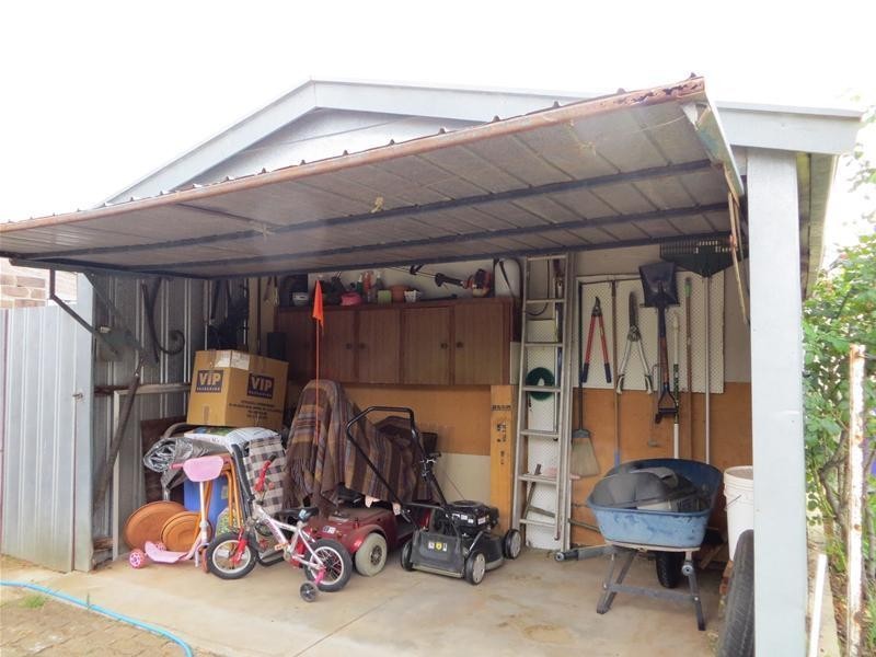 10 John Court, Irymple VIC 3498