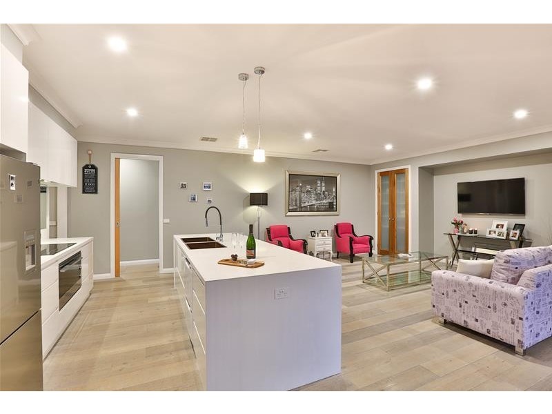 9 Heidi Court, Mildura VIC 3500