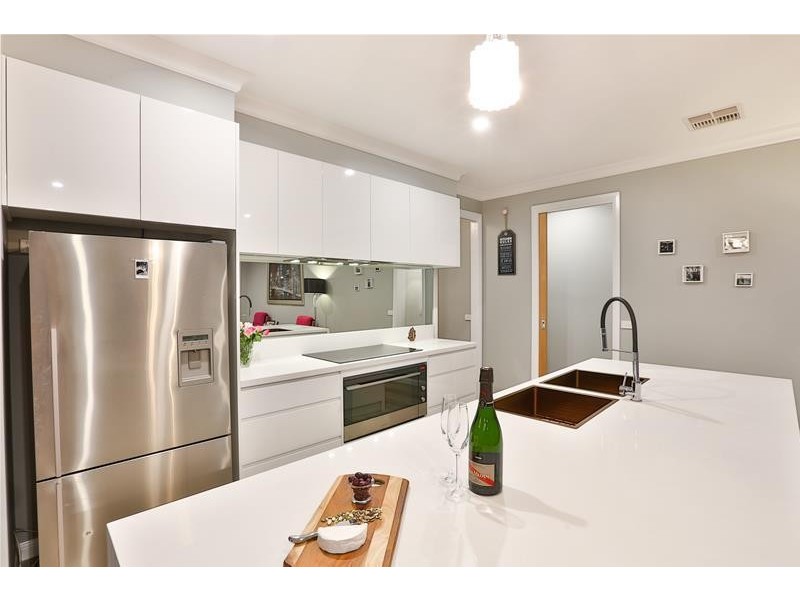 9 Heidi Court, Mildura VIC 3500