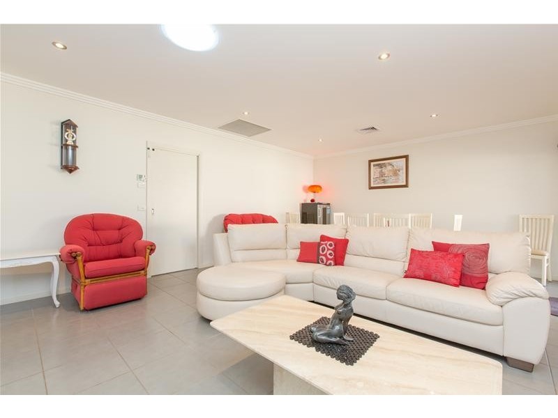 15 Heidi Court, Mildura VIC 3500