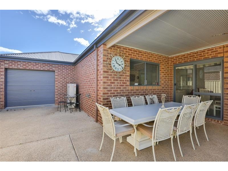 15 Heidi Court, Mildura VIC 3500