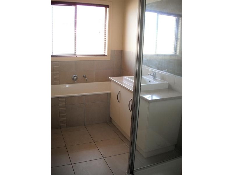 5 Dune Drive, Mildura VIC 3500