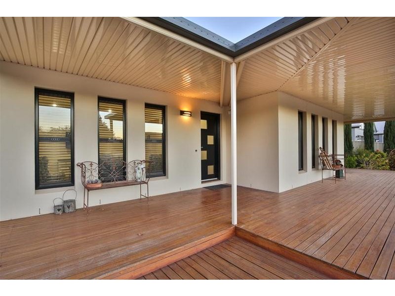 17 Carrington Drive, Irymple VIC 3498