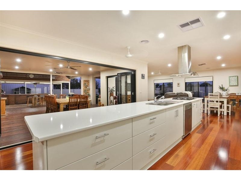 17 Carrington Drive, Irymple VIC 3498