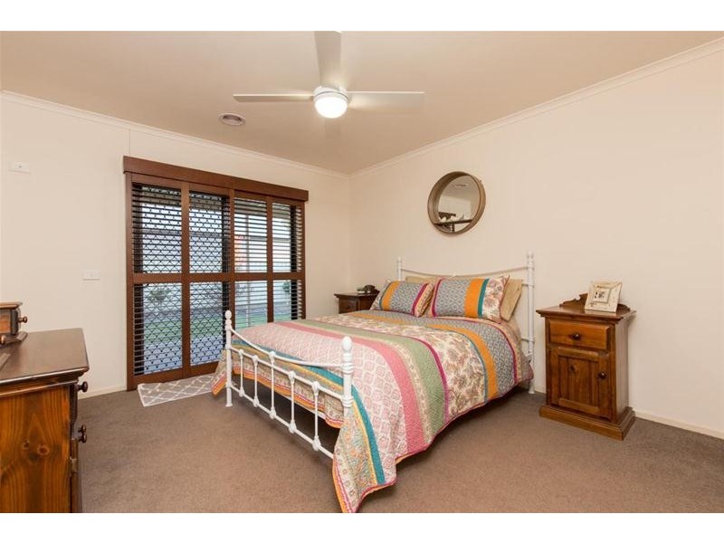 17 Carrington Drive, Irymple VIC 3498