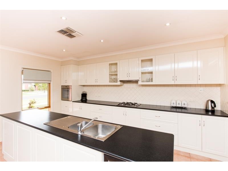 128 Dyar Avenue, Mildura VIC 3500