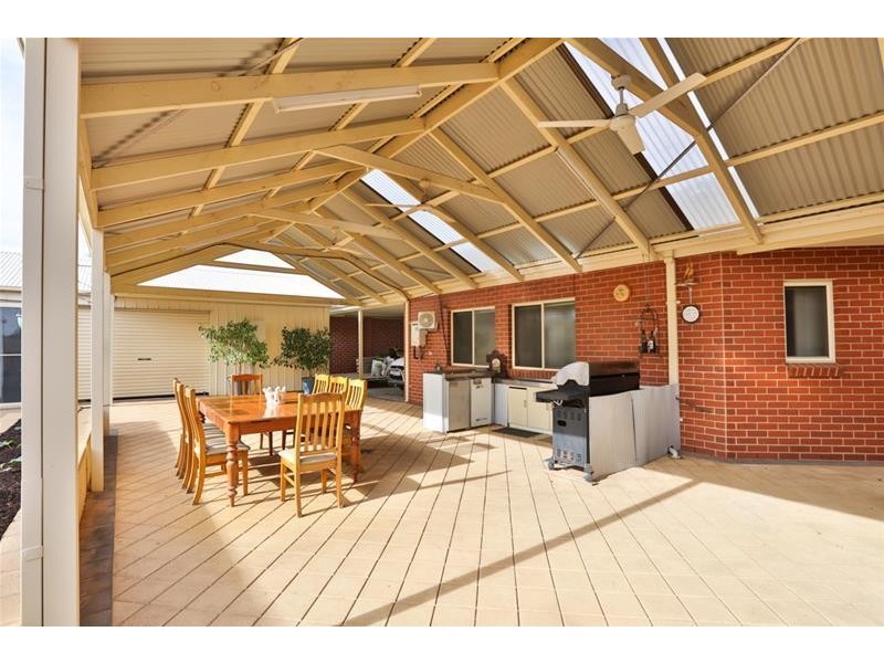128 Dyar Avenue, Mildura VIC 3500