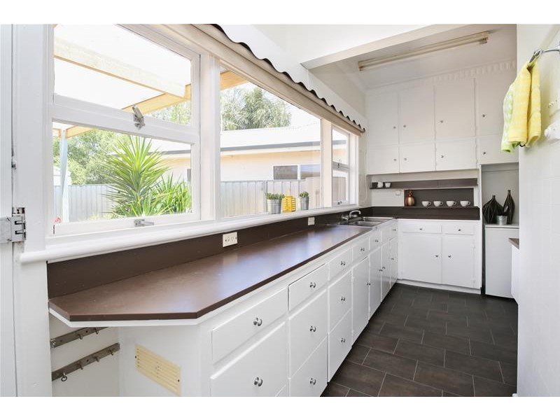 2 Floral Avenue, Mildura VIC 3500