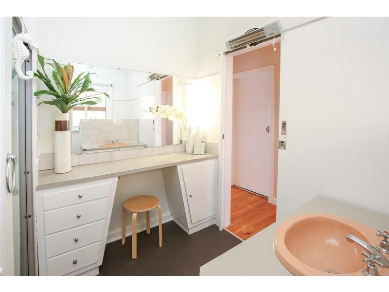 2 Floral Avenue, Mildura VIC 3500