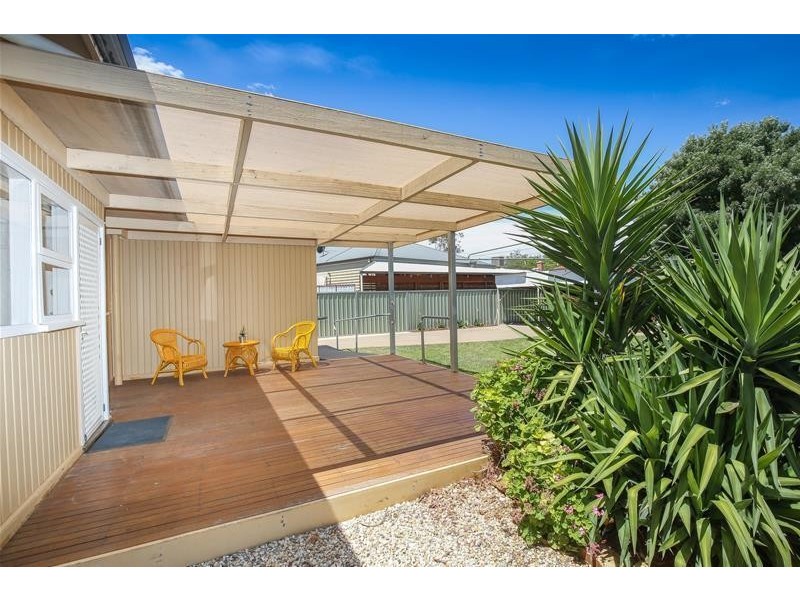 2 Floral Avenue, Mildura VIC 3500