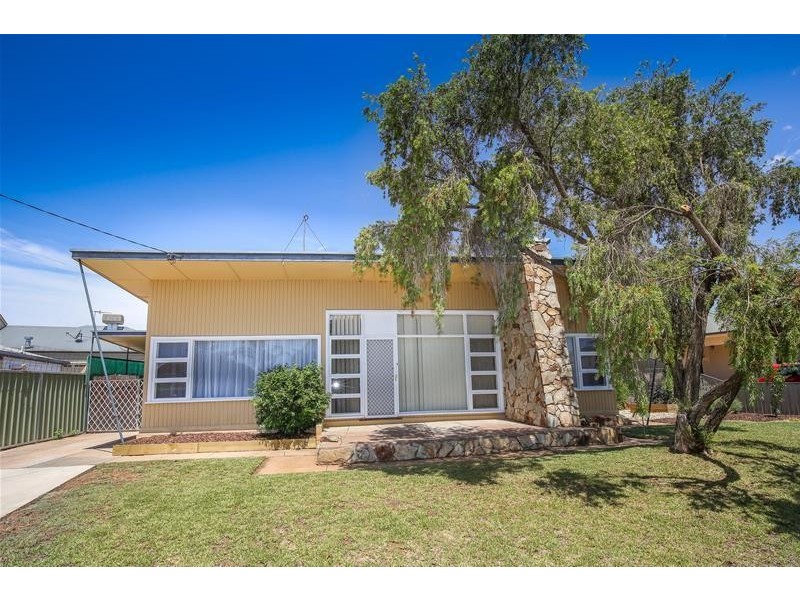 2 Floral Avenue, Mildura VIC 3500