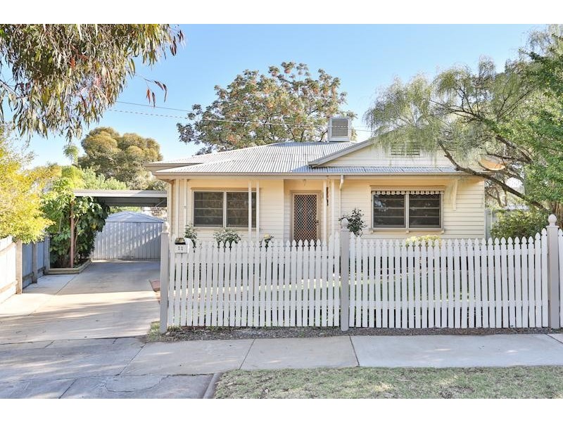 11 Desroy Avenue, Mildura VIC 3500