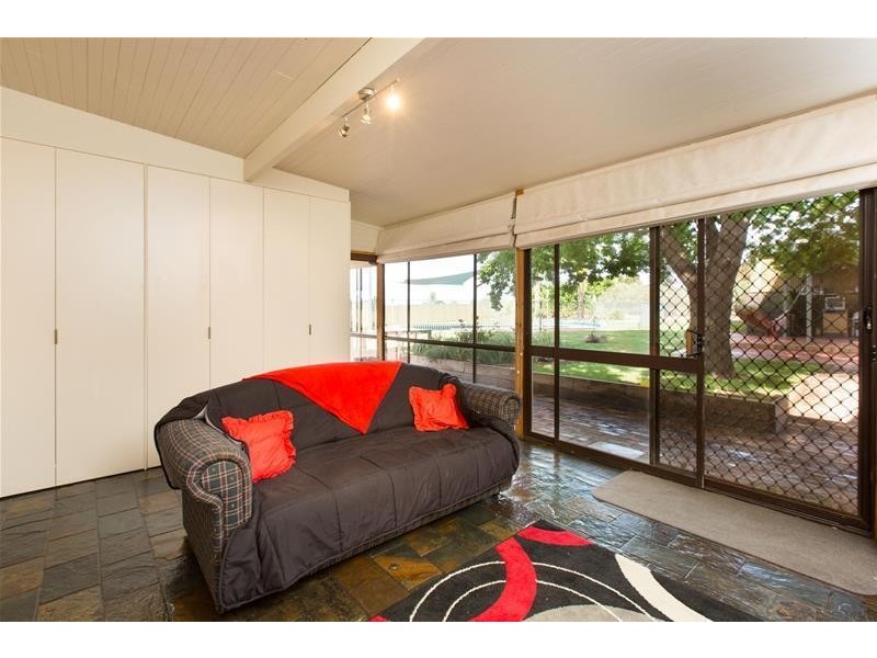 3352 Deakin Avenue, Mildura South VIC 3501