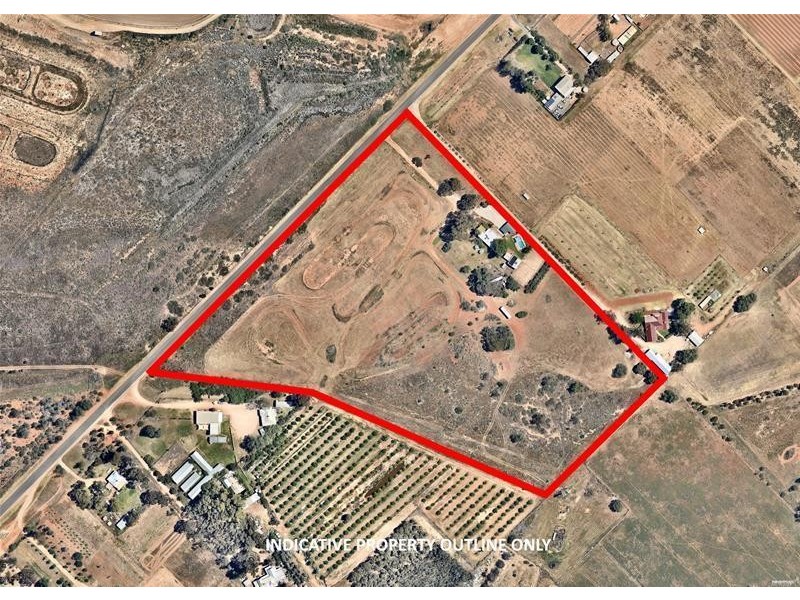 3352 Deakin Avenue, Mildura South VIC 3501