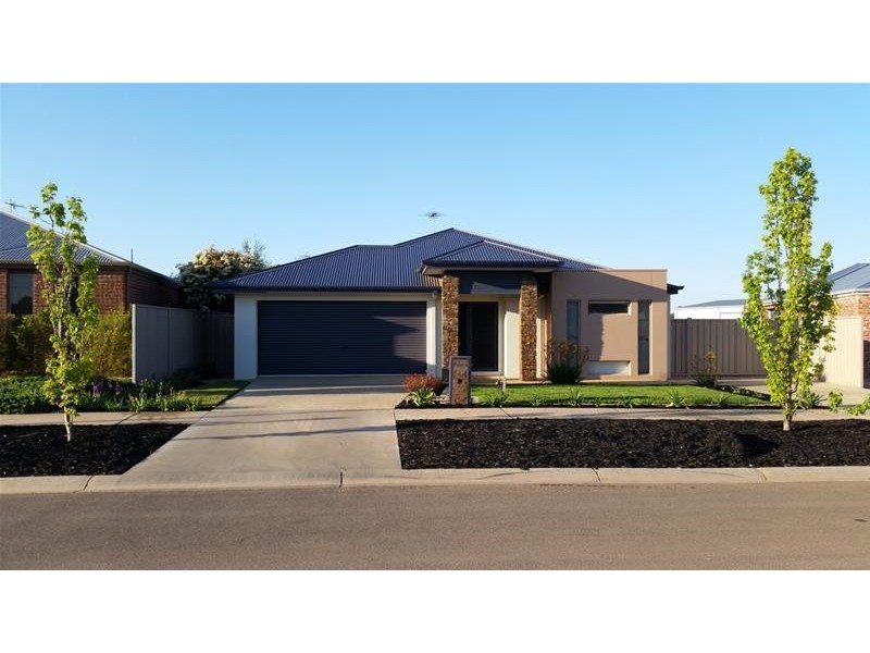 44 Betty Krake Drive, Red Cliffs VIC 3496