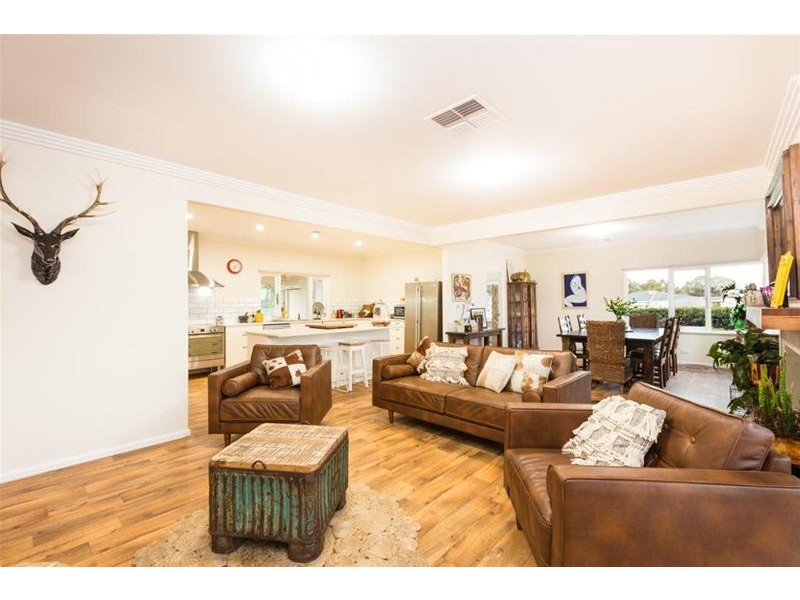 102 Cooke Street, Nichols Point VIC 3501