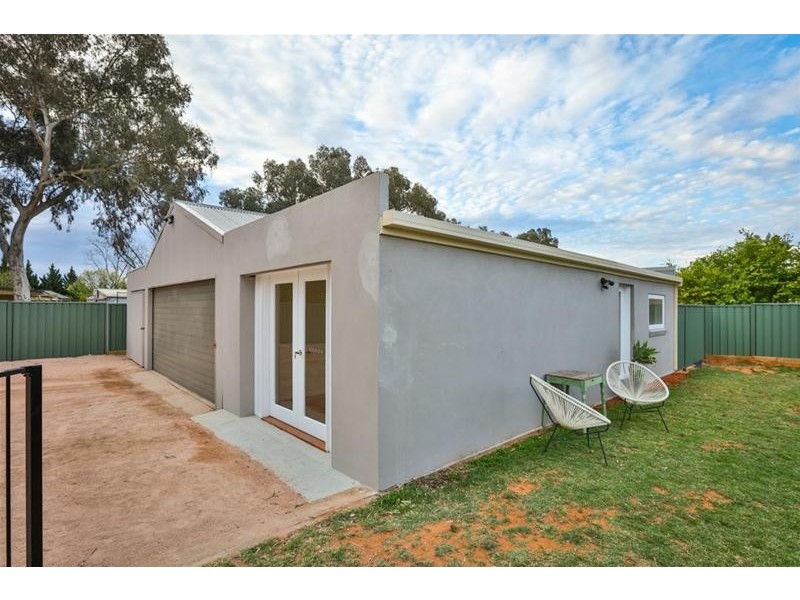 102 Cooke Street, Nichols Point VIC 3501