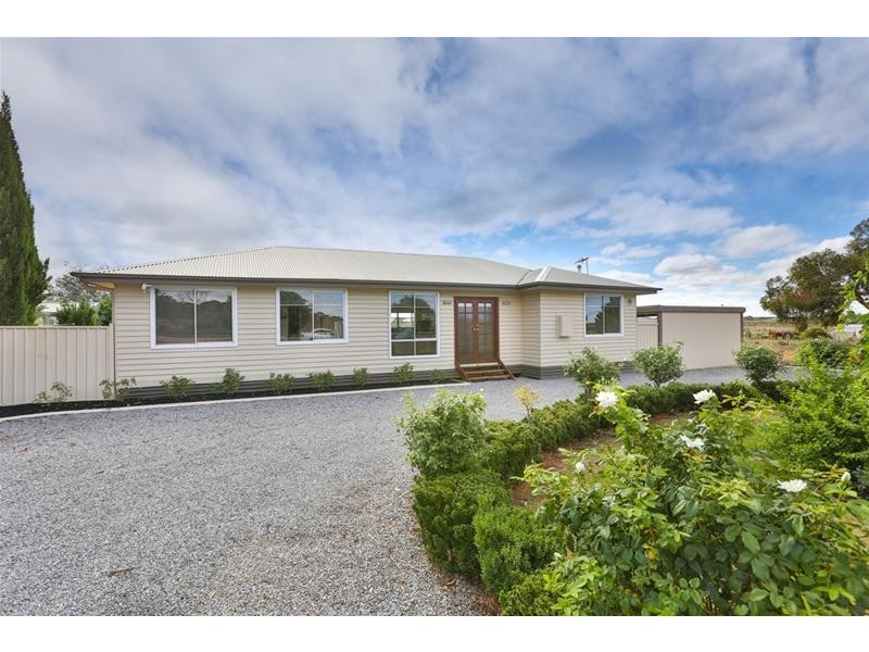 3686 Benetook Avenue, Koorlong VIC 3501