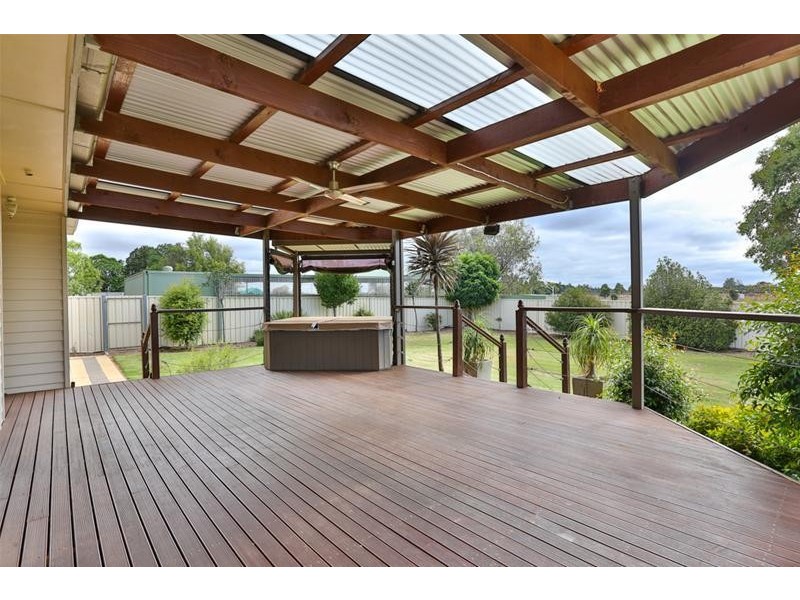 3686 Benetook Avenue, Koorlong VIC 3501