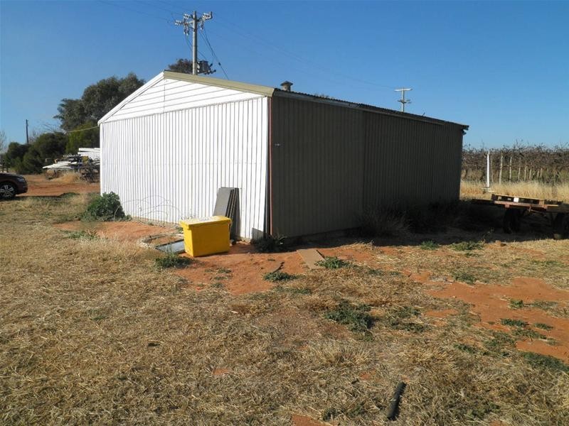 27 Boden Road, Merbein West VIC 3505