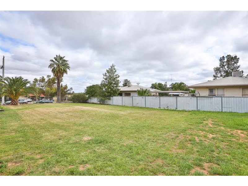 40-42 Main Avenue North, Merbein VIC 3505