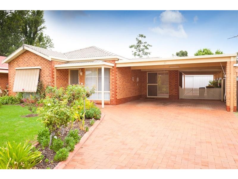 17 Curran Close, Mildura VIC 3500