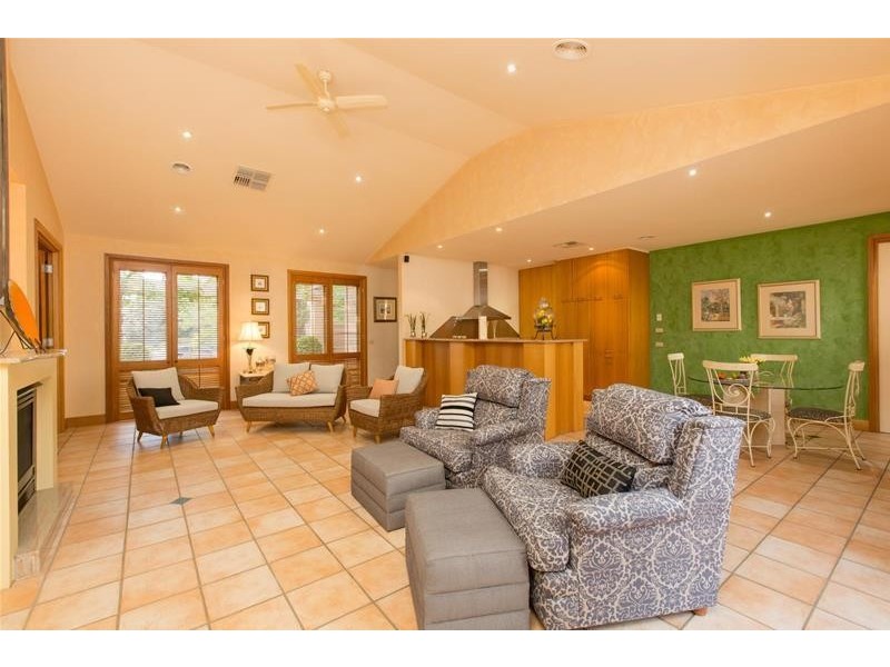 7 Renee Court, Mildura VIC 3500