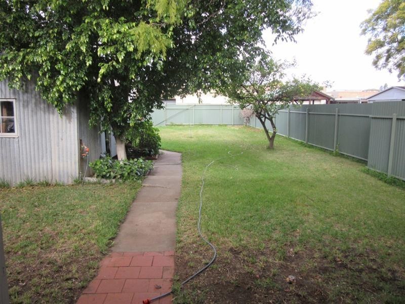 128 Pine Avenue, Mildura VIC 3500