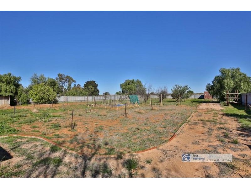 37 Channel Road, Merbein VIC 3505