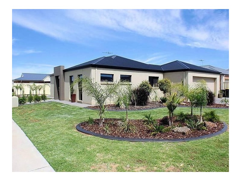 8 Bene Vista Boulevard, Mildura VIC 3500