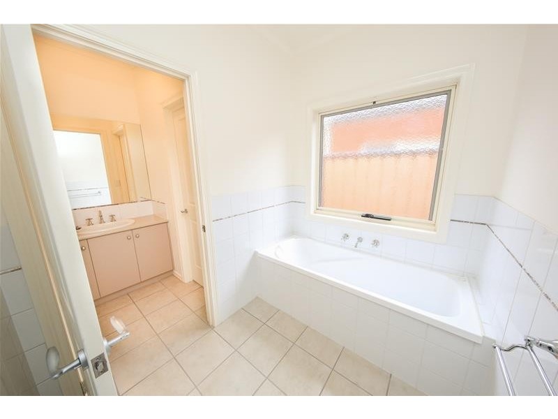 1/389 Eleventh Street, Mildura VIC 3500