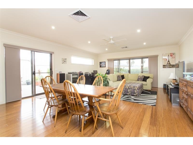 14 Nicholas Avenue, Mildura VIC 3500