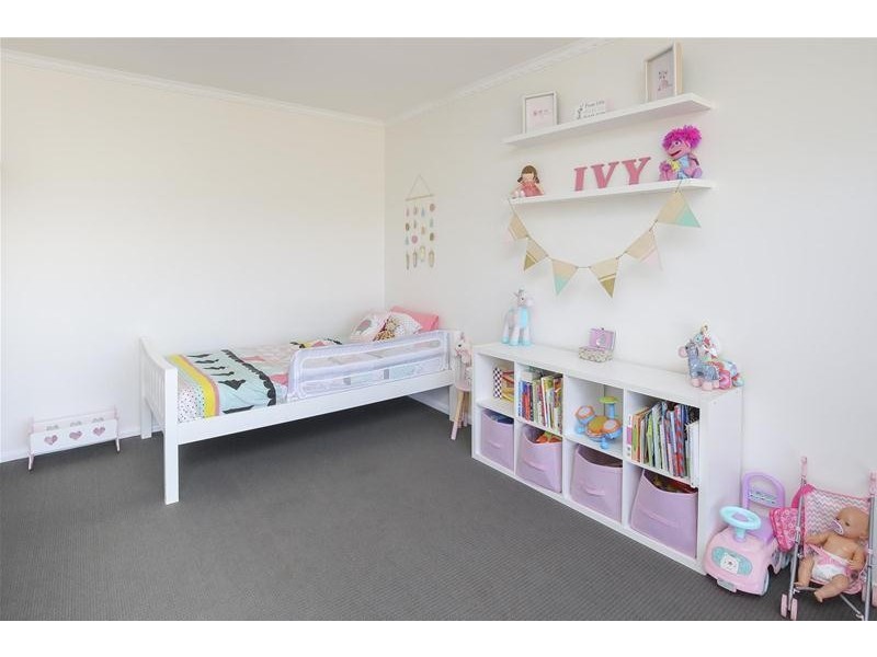 17 McSwains Road, Birdwoodton VIC 3505