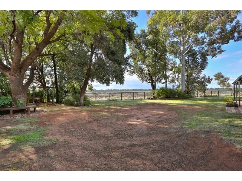 253 Karadoc Avenue, Nichols Point VIC 3501