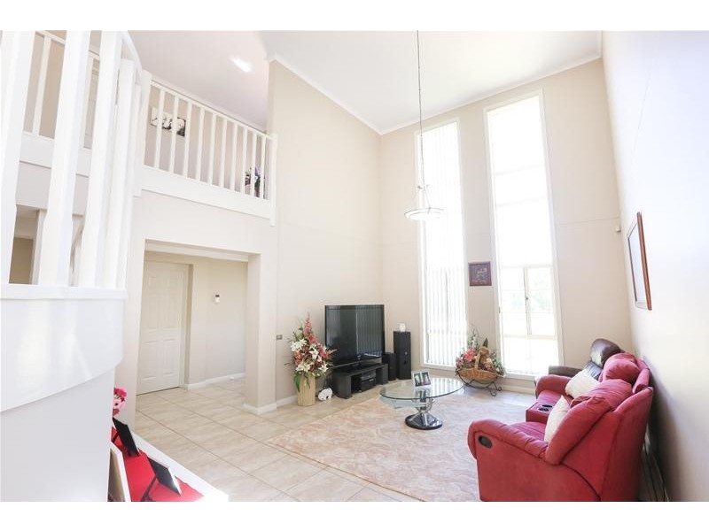 11 Riverview Rise, Gol Gol NSW 2738