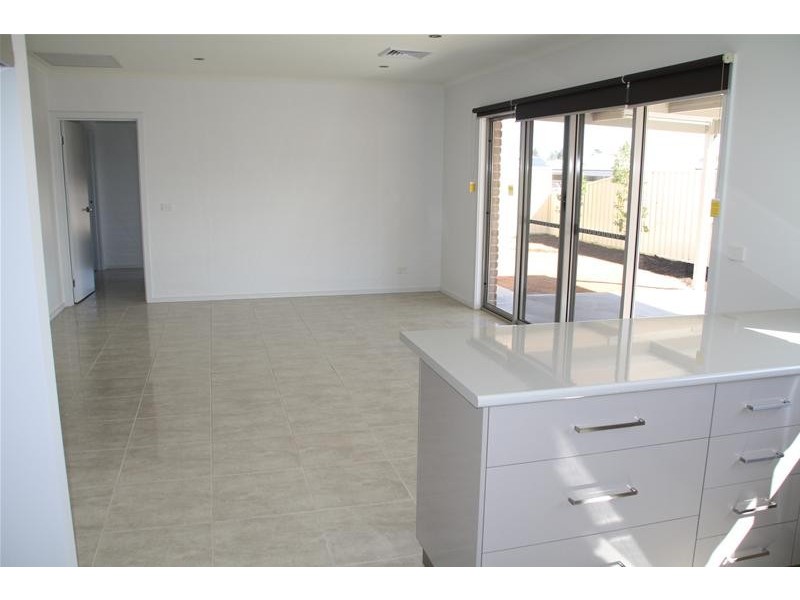 43 Betty Krake Drive, Red Cliffs VIC 3496