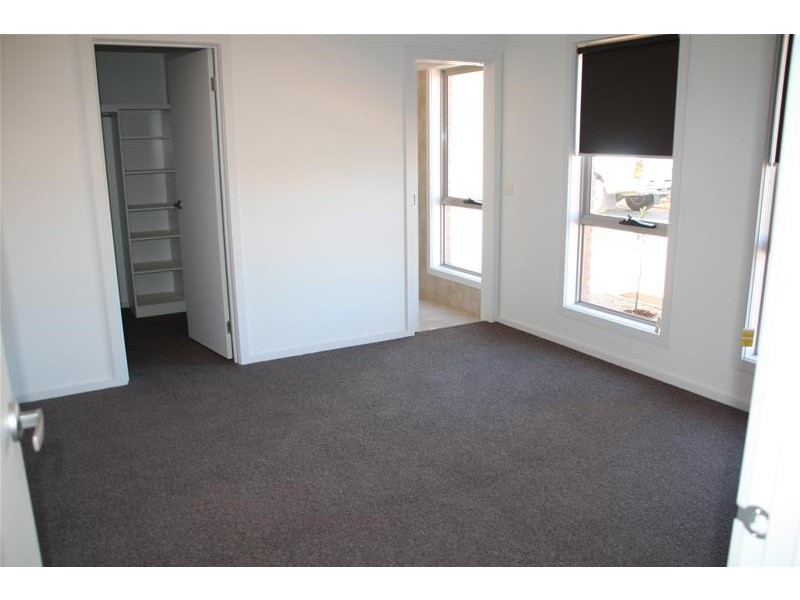 43 Betty Krake Drive, Red Cliffs VIC 3496