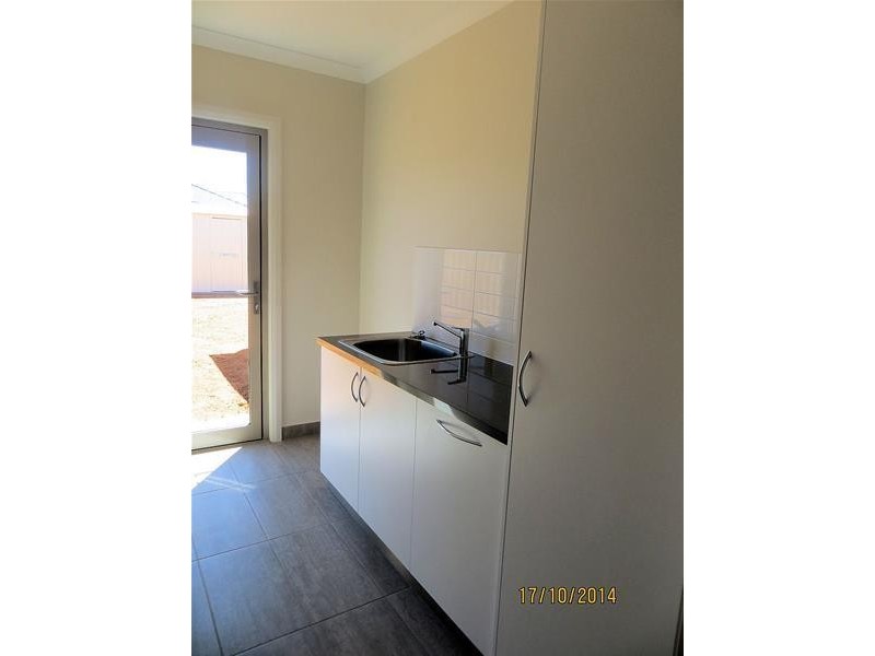 2 Miles  Court, Mildura VIC 3500