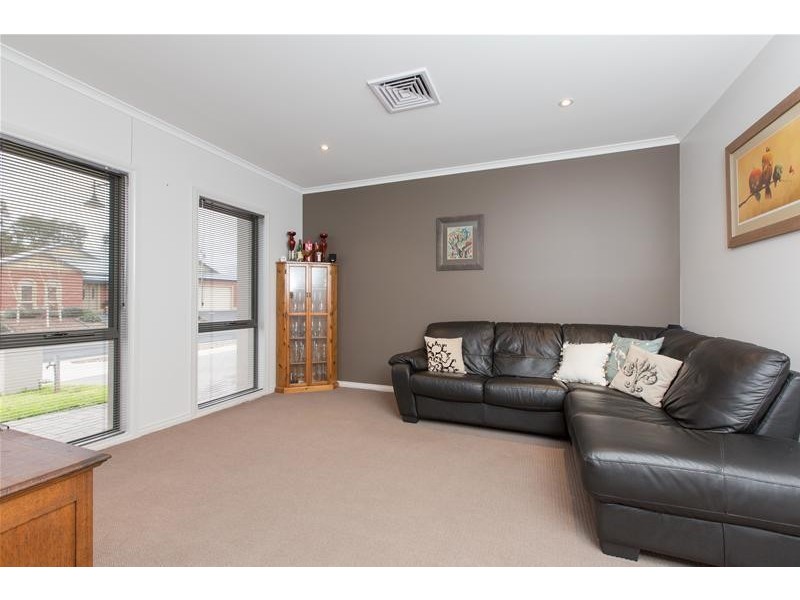 8 Mirage Drive, Mildura VIC 3500