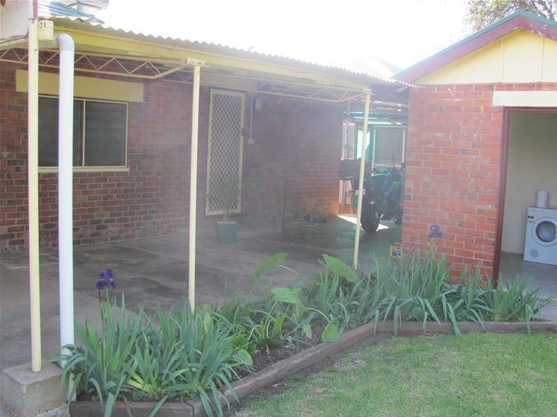 8 Kurrajong Parade, Mildura VIC 3500