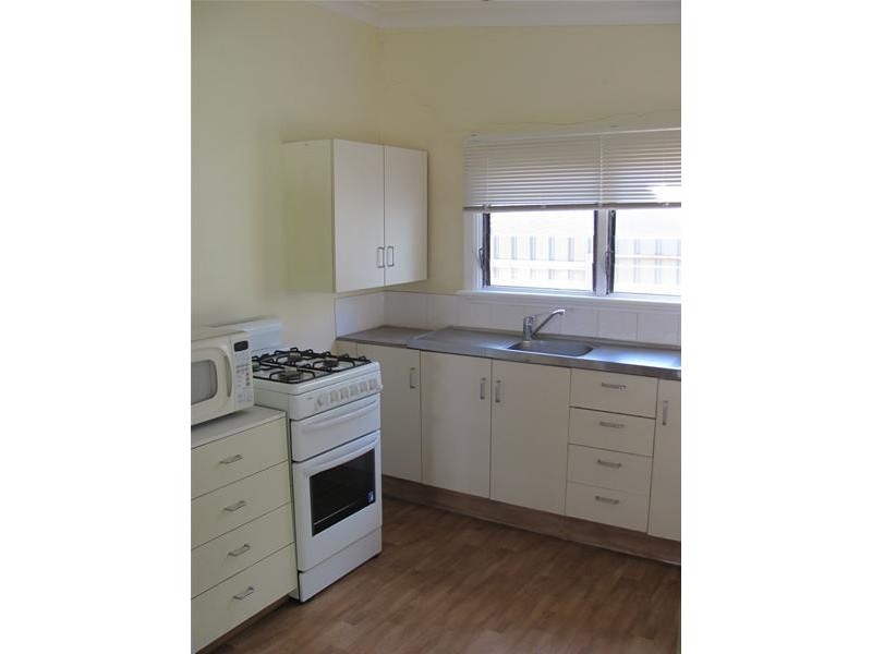 8 Kurrajong Parade, Mildura VIC 3500